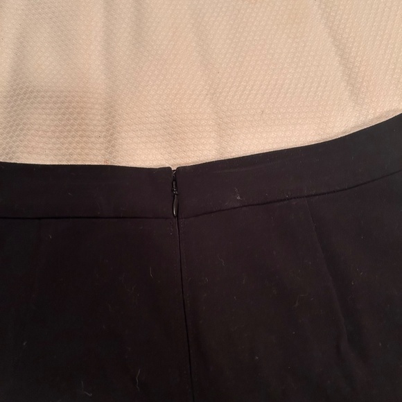 Black Loft Midi skirt - Picture 4 of 5